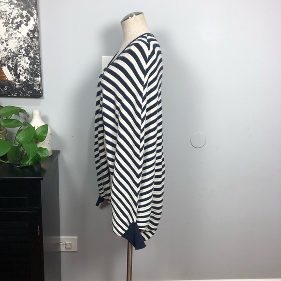 3/25 SALE  Stella & Jamie striped dolman sleeve cardigan - Picture 6 of 8